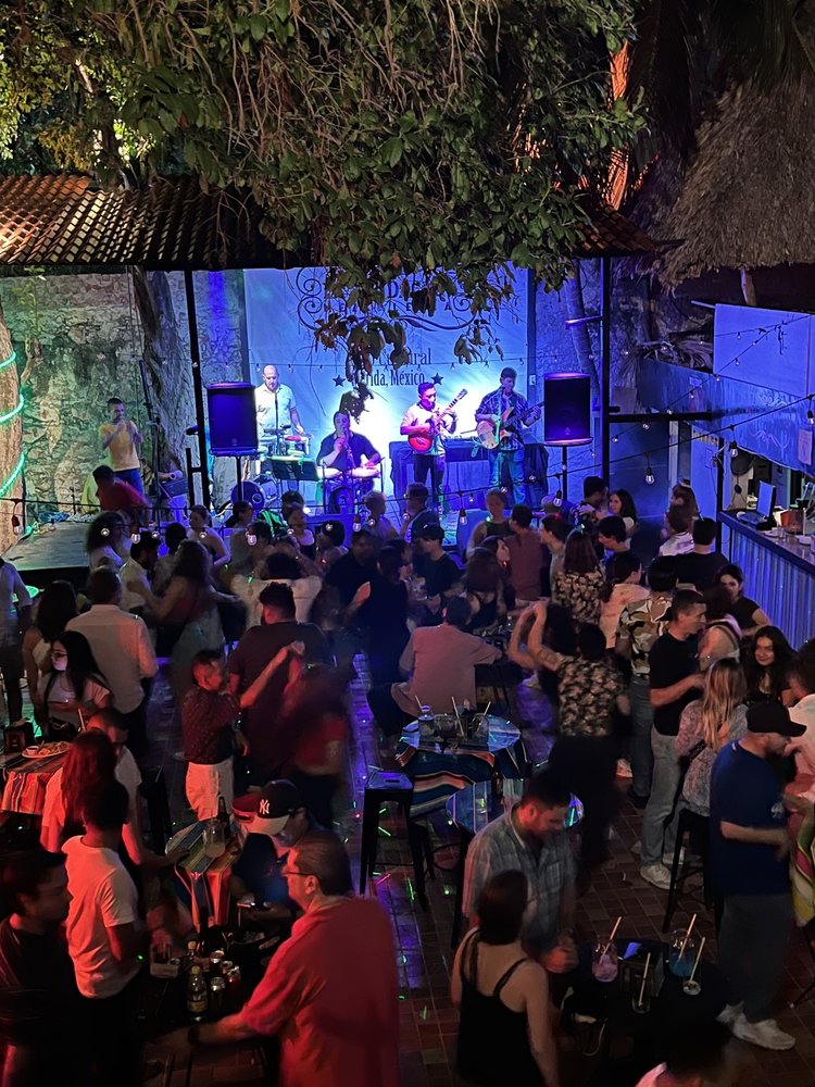 La Fundación Mezcalería