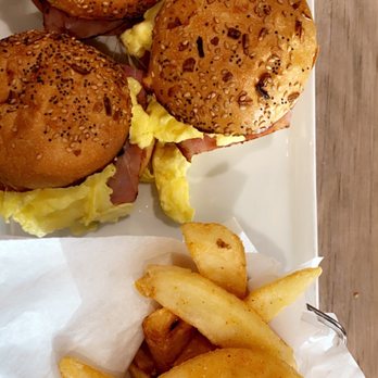 Hash Kitchen Arcadia - Breakfast & Brunch Near Me - Phoenix, Arizona Hash Kitchen Arcadia - Breakfast & Brunch Near Me - Phoenix, Arizona