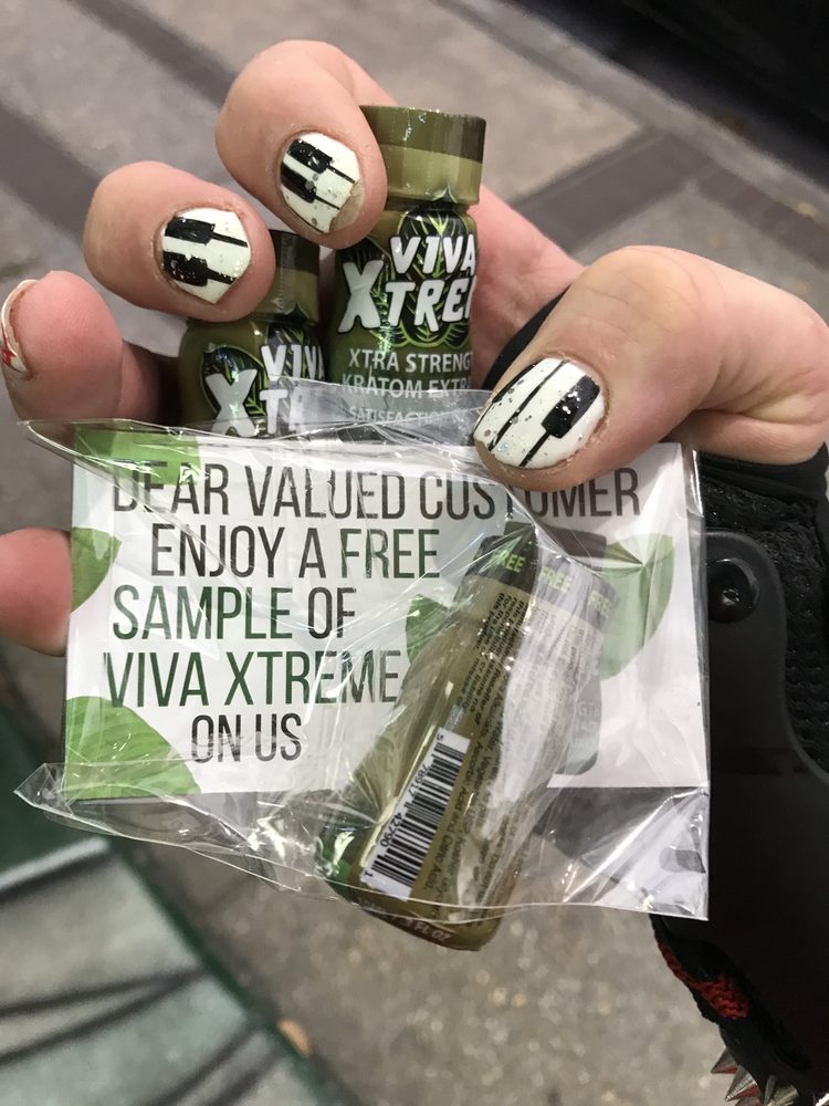 Puff N Fun Smoke Shop, New Orleans Roadtrippers