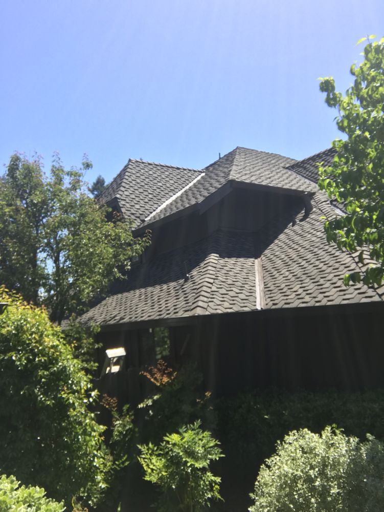 Slide of Horizon Roofing