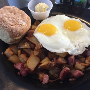 The Blue Hen Cafe - Corned Beef Hash - Southern Near Me - Saint Augustine, Florida