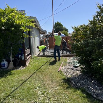 La Fleur's Concrete Services - George leveling wet concrete. - Masonry/Concrete Near Me - Citrus Heights, California La Fleur's Concrete Services - George leveling wet concrete. - Masonry/Concrete Near Me - Citrus Heights, California