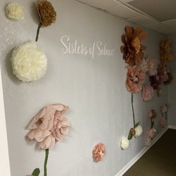 Solace Market & Coffeeshop - Decor