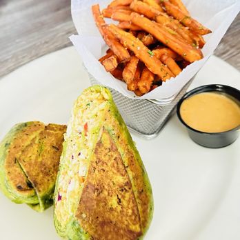 The Kitchen - The Thai Chicken wrap was so scrumptious... my daughter got the Avocado Toast and chicken sausage and said it was very good - Burgers Near Me - The Woodlands, Texas The Kitchen - The Thai Chicken wrap was so scrumptious... my daughter got the Avocado Toast and chicken sausage and said it was very good - Burgers Near Me - The Woodlands, Texas