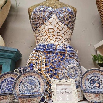 Tea at 1024 - Mosaic art - Tea Rooms Near Me - Honolulu, Hawaii