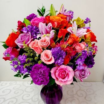 Bixby Knolls Flowers - Absolutely beautiful arrangement and great value - Florists Near Me - Long Beach, California