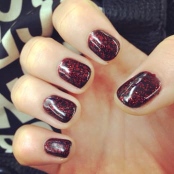 Merry Nails - Nails by Lisa - Nail Salons Near Me - Sherman Oaks, California