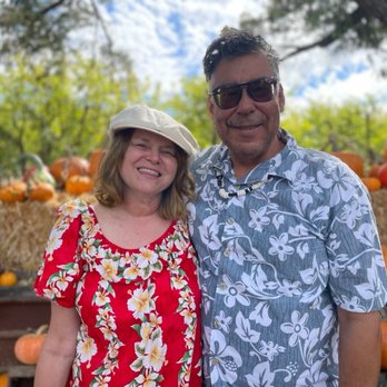 Hale's Apple Farm - Farmers Market Near Me - Sebastopol, California