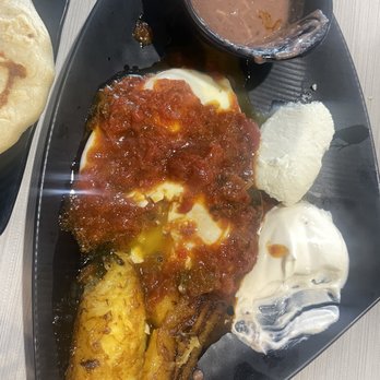 Nuevo San Miguel - Ranchero bf plate, bussin' as Ad Says - Salvadoran Near Me - Gardena, California