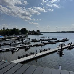 Nauti Goose - Docks view from Banquet Room