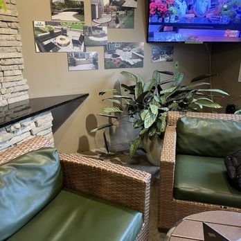 Blüm Coffee Garden - Coffee & Tea Near Me - Greenfield, Wisconsin