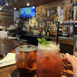 Las Velas - Strawberry Mojito and Moscow mule