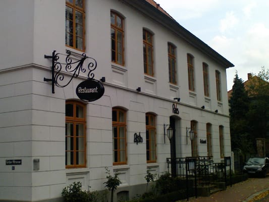 Pades Restaurant by null