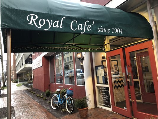 Royal Restaurant by null