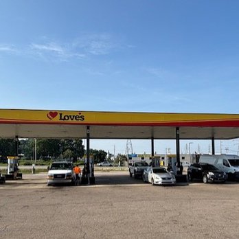 Love's Travel Stop - Convenience Stores Near Me - Dayton, Ohio Love's Travel Stop - Convenience Stores Near Me - Dayton, Ohio