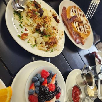 Plums Cafe - Breakfast & Brunch Near Me - Costa Mesa, California