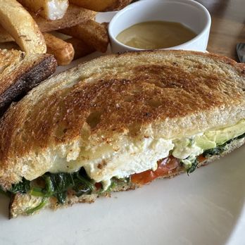 Americana Kitchen & Bar - Grilled Cheese - Bars Near Me - East Windsor, New Jersey Americana Kitchen & Bar - Grilled Cheese - Bars Near Me - East Windsor, New Jersey