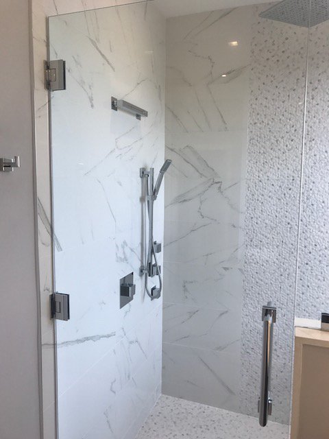 Slide of Full Service USA