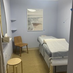 WTHN Williamsburg - WTHN Williamsburg acupunture treatment room