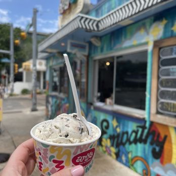 Amy's Ice Creams - Junk in the Trunk - Ice Cream & Frozen Yogurt Near Me - Austin, Texas Amy's Ice Creams - Junk in the Trunk - Ice Cream & Frozen Yogurt Near Me - Austin, Texas