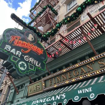 Finnegan's Bar & Grill - Entrance - American Near Me - Orlando, Florida