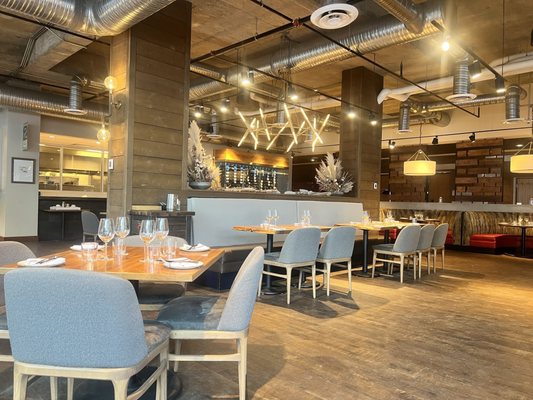 The Velvet Restaurant and Lounge by null