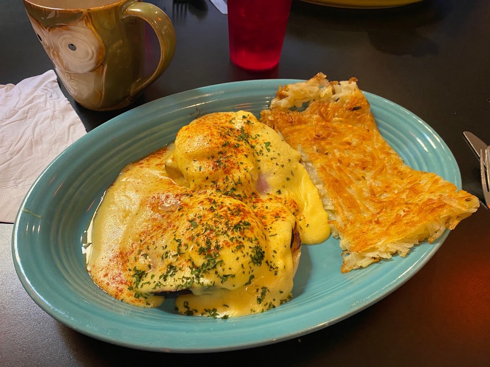Social spots from WiseCracks Cafe