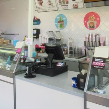 Baskin-Robbins - Baskin-Robbins - Gateway on Halsey - Ice Cream & Frozen Yogurt Near Me - Portland, Oregon Baskin-Robbins - Baskin-Robbins - Gateway on Halsey - Ice Cream & Frozen Yogurt Near Me - Portland, Oregon