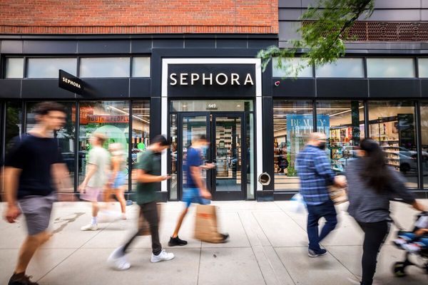 Assembly Row by null