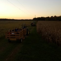 Apple Country Farm Market - Grest night and great hosts for our middle school fall frenzy event!