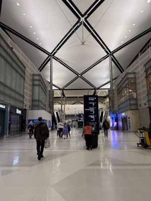 Detroit Metropolitan Wayne County Airport by null
