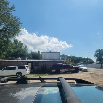 Wolverine Gardens - Bars Near Me - Baroda, Michigan