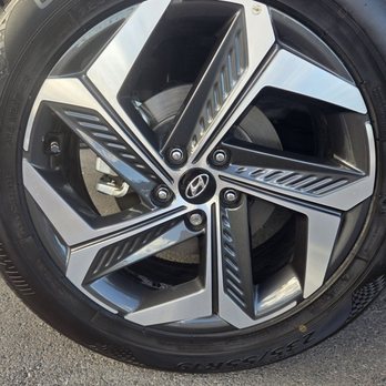 Famous Auto Detailing - Sparkling tires! - Auto Detailing Near Me Famous Auto Detailing - Sparkling tires! - Auto Detailing Near Me