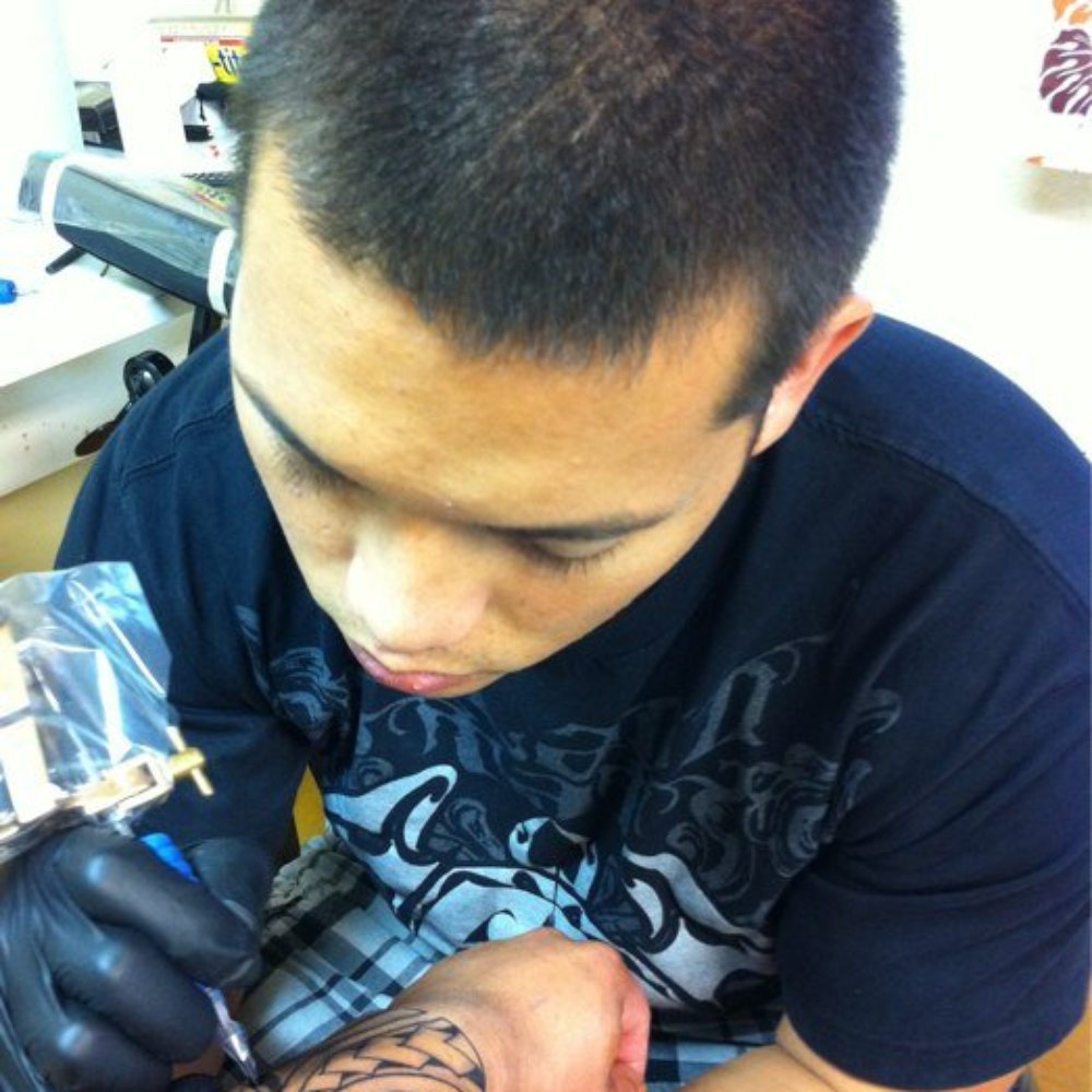 Islandtat Evolve - Joshuwa doing some work. - Tattoo Near Me - Lemon Grove, California Islandtat Evolve - Joshuwa doing some work. - Tattoo Near Me - Lemon Grove, California