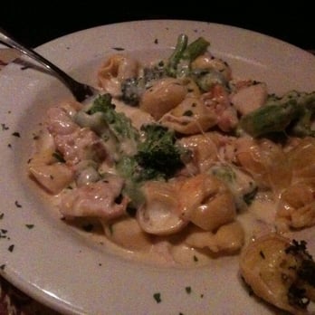Connie's Pizza - chicken, broccoli, and cheese tortellini - Pizza Near Me - Chicago, Illinois Connie's Pizza - chicken, broccoli, and cheese tortellini - Pizza Near Me - Chicago, Illinois