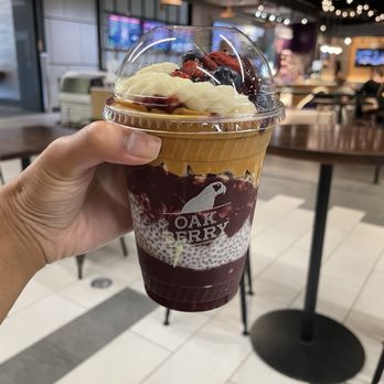 Oakberry - Bowl - Works Size (16 oz) - Acai Bowls Near Me - Bellevue, Washington Oakberry - Bowl - Works Size (16 oz) - Acai Bowls Near Me - Bellevue, Washington