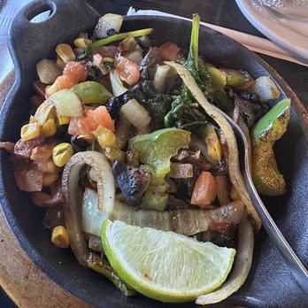 Los Mariachis - Veggie Fajitas. - Mexican Near Me - Peachtree City, Georgia Los Mariachis - Veggie Fajitas. - Mexican Near Me - Peachtree City, Georgia