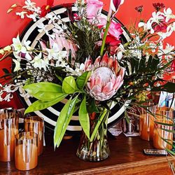 Designs By Bradley James - Flower arrangement