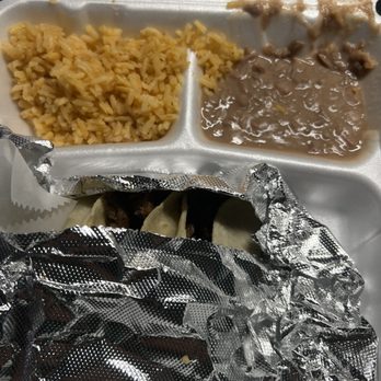 Tacos Cantu - 5 taco plate, 2 are missing that we moved - Mexican Near Me - Duncanville, Texas Tacos Cantu - 5 taco plate, 2 are missing that we moved - Mexican Near Me - Duncanville, Texas
