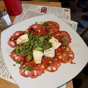 Alessa - Burrata & Heirloom Tomato - Italian Near Me - Laguna Beach, California Alessa - Burrata & Heirloom Tomato - Italian Near Me - Laguna Beach, California