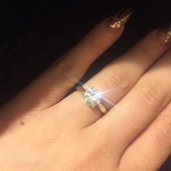 LA Chic Jewelry - 1.5 Diamond and 18k yellow gold - Jewelry Near Me - Los Angeles, California