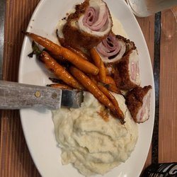 Michaelangelo's Southold - Chicken cordon blue mashed potato and glazed baby carrots.