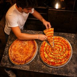 Ray's Pizza