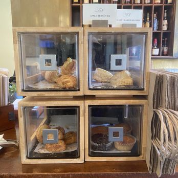 Lucy Restaurant & Bar - $12 bread - New American Near Me - Yountville, California Lucy Restaurant & Bar - $12 bread - New American Near Me - Yountville, California