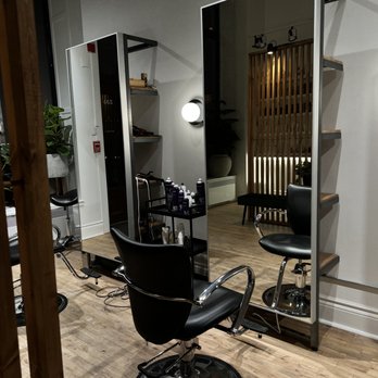 LAMECHE - Hair Salons Near Me - Montreal, Quebec LAMECHE - Hair Salons Near Me - Montreal, Quebec