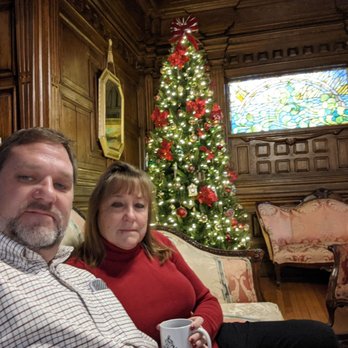 Cedar Crest Inn - Us in the living room. - Bed & Breakfast Near Me - Asheville, North Carolina Cedar Crest Inn - Us in the living room. - Bed & Breakfast Near Me - Asheville, North Carolina