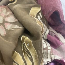 Universal Fabric Center - Silk