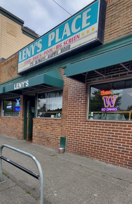 Leny's Place by null