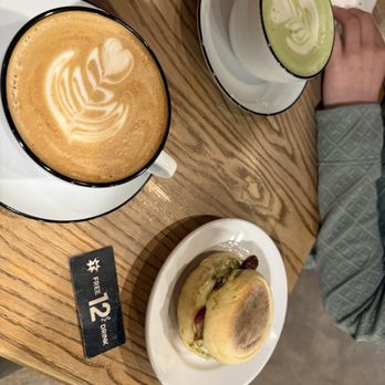 Thump Coffee - Latte, Matcha Latte, breakfast sandwich - Coffee & Tea Near Me - Bend, Oregon