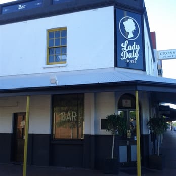 Lady Daly Hotel - Bars Near Me - Hindmarsh, SA